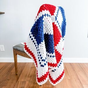 Vintage | Handmade Granny Square Throw Blanket Hand Crocheted Blanket Afghan